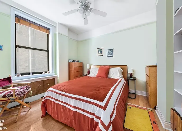 529 W 111th St #33 — Photo 3
