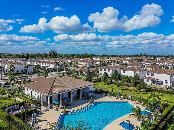 4th image of 11907 SW 247th Ter