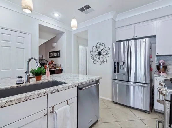 37 Quartz Ln, Mission Viejo, CA 92694