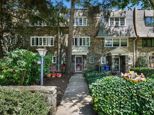 7813 Spring Ave, Elkins Park, PA 19027