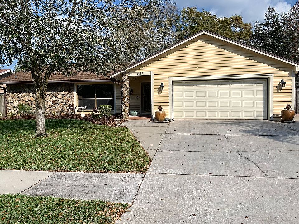 1st image of 1412 Sandalwood Dr
