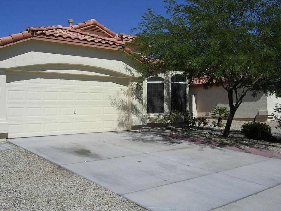 1st image of 9546 W Clara Ln