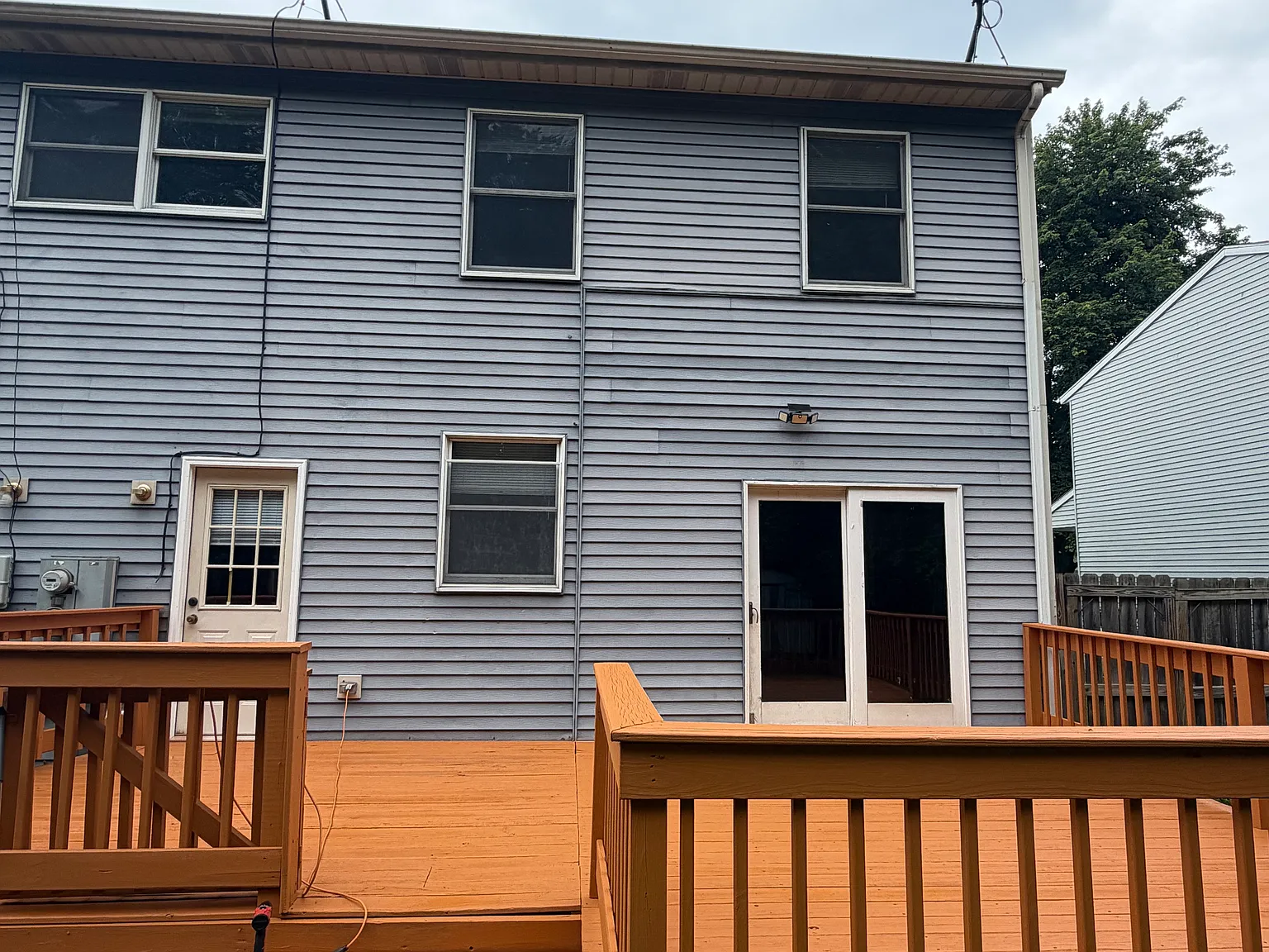 405 Woodlawn Ave — Photo 3