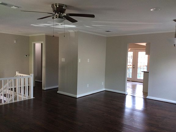 4th image of 15018 Cypress Falls Dr