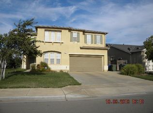 328 Las Manzanitas Dr, Greenfield, CA 93927