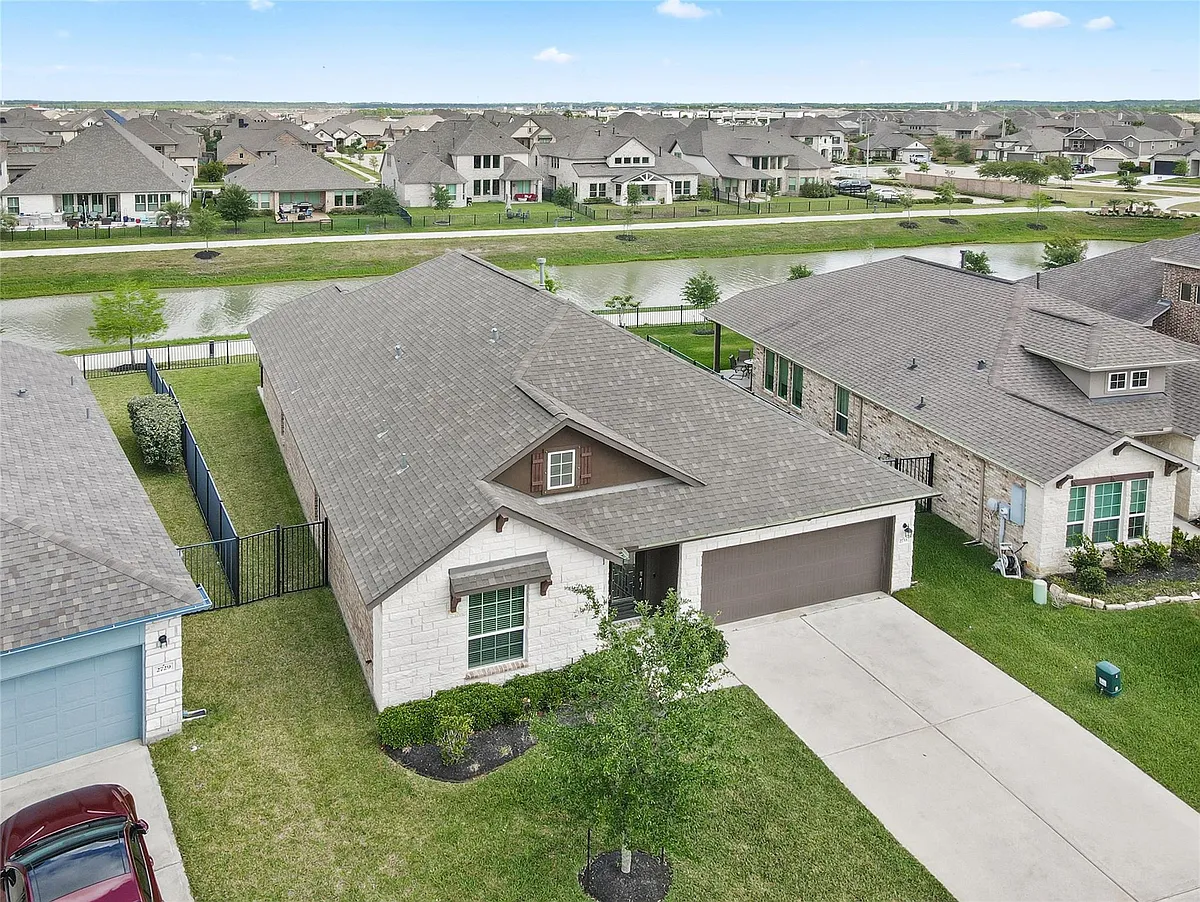 Building Photo - 2733 Arbor Edge Xing