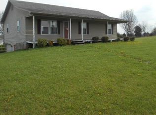 1253 Gilberts Creek Rd, Lawrenceburg, KY 40342