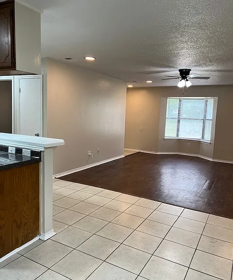 13539 Sheldon Ln — Photo 3