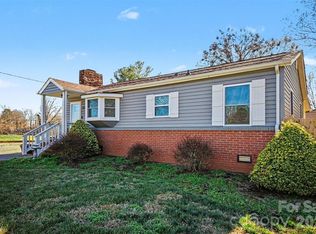 410 E Indiana Ave, Bessemer City, NC 28016