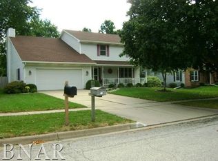 506 Chelsea Dr, Bloomington, IL
