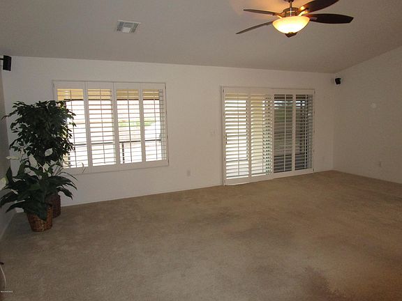 5th image of 2651 E Stockton Pl