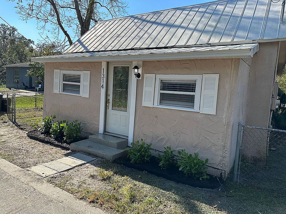 1st image of 1314 Shepherd Ave