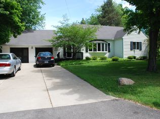 5479 Stilwell Rd, Hamburg, NY 14075