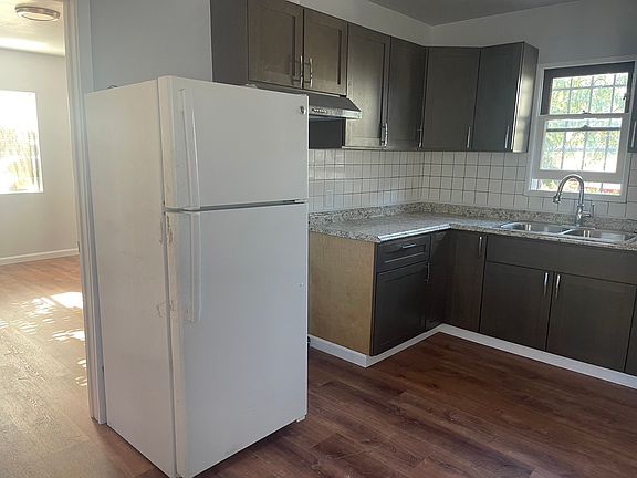 2nd image of 3166 Cazador St