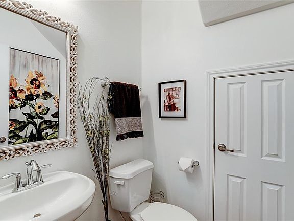 4th image of 2706 Maybrook Hollow Ln