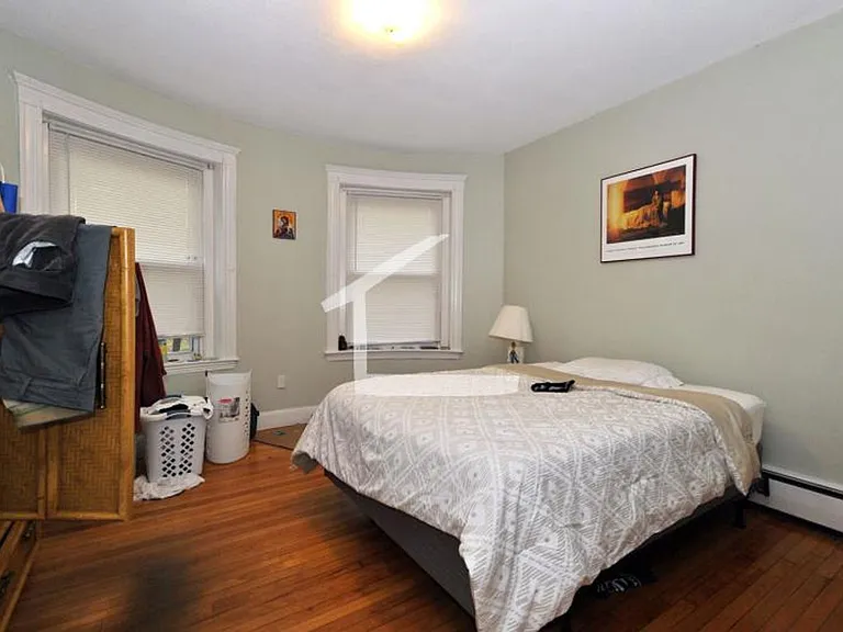 168 Winthrop Rd #12 — Photo 1
