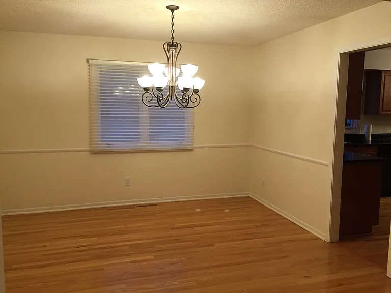 7400 Coventry Way — Photo 17