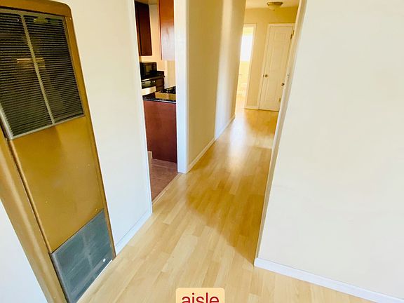5th image of 2871 Alma St #2871