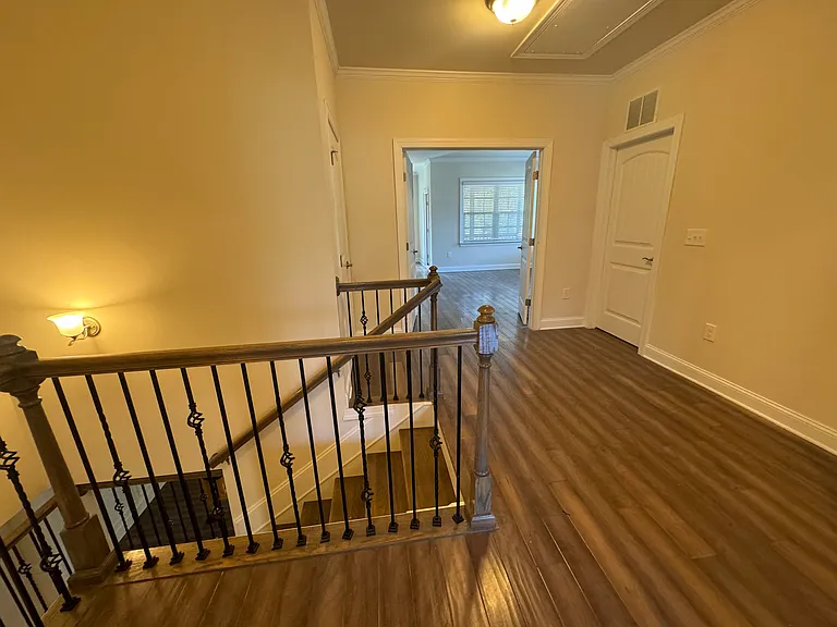 413 Daylin Dr — Photo 10
