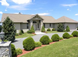 956 Scenic Dr, Vilas, NC 28692