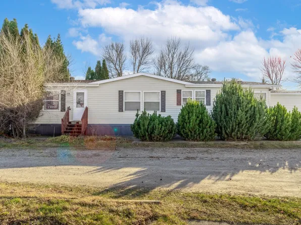 101 243rd St S, Hawley, MN 56549