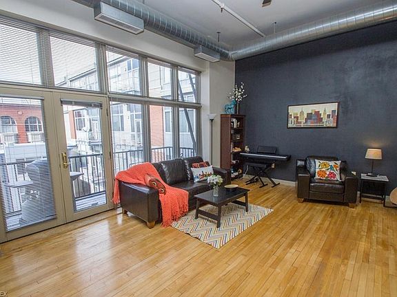 3rd image of 1951 W 26th St APT 405