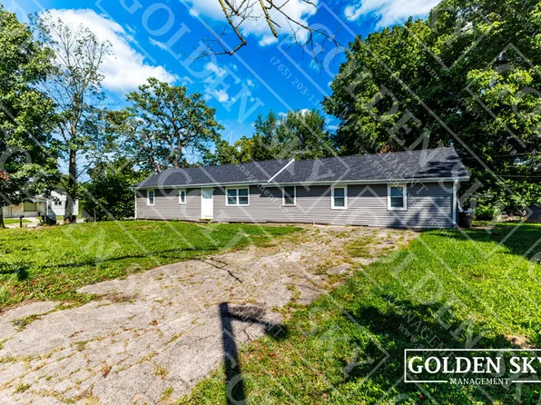 1303 E Butler St, Muncie, IN 47303