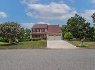 8029 Folkstone Rd, Manassas, VA 20111