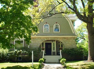 1008 Beacon St, Newton, MA 02459