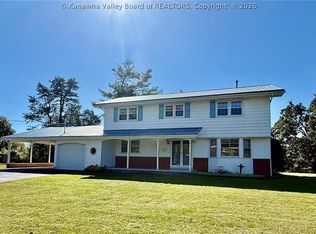 127 Fairview Dr, Ripley, WV 25271