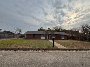 208 Paris St, Longview, TX 75604