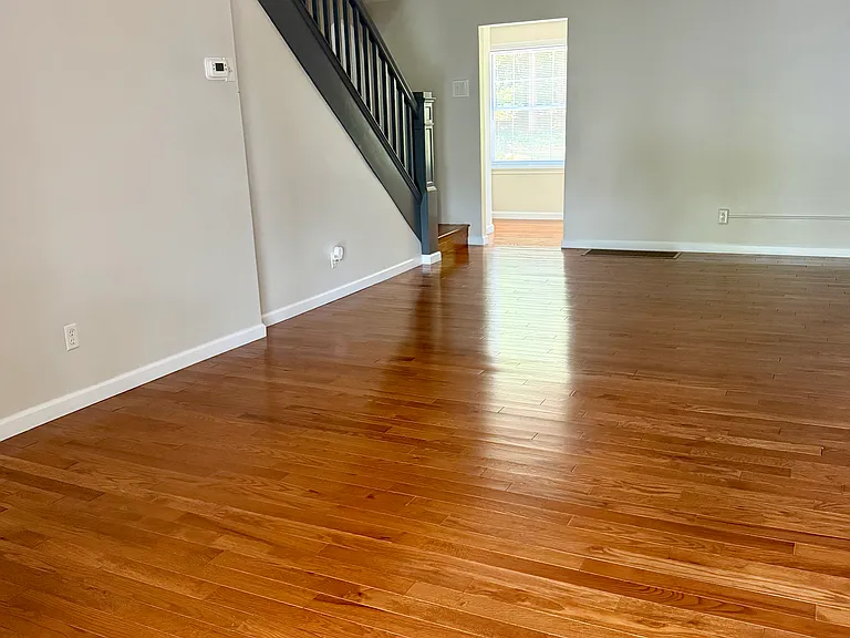 102 Sarvey Ln — Photo 16