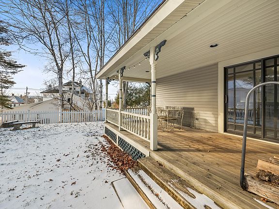 3rd image of 11 High Street