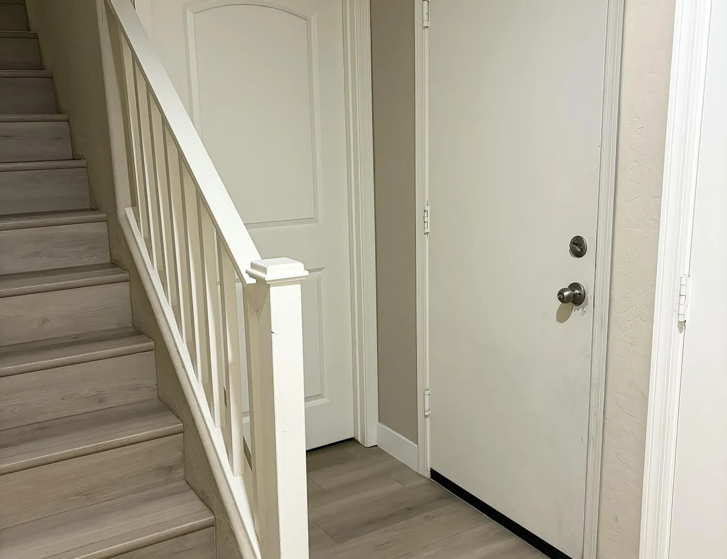 2 bed, 2.5 bath, 1392 sqft, $1,900 — Photo 3
