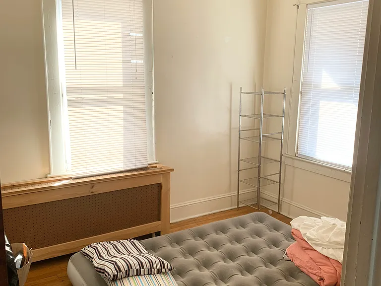 74 Woodlawn Ave — Photo 24
