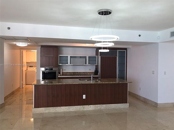 3rd image of 17201 Collins Ave APT 1607