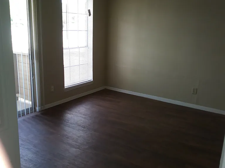 Timber Ridge Apartments — Photo 9