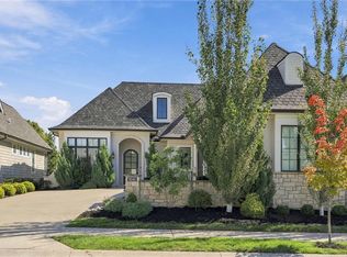 9341 Linden Reserve Dr, Prairie Village, KS 66207