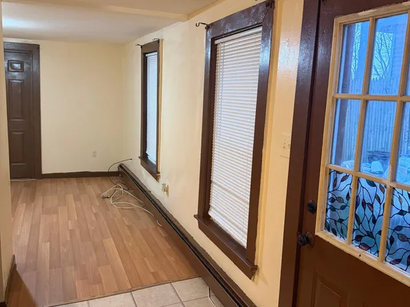 81 Bellevue Ave, Haverhill, MA