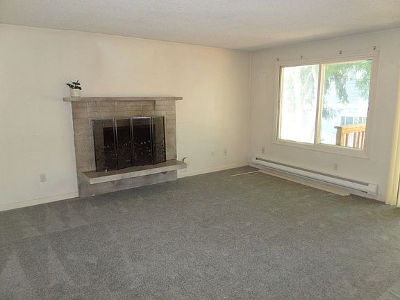 2nd image of 21614 29th Ave S Unit 1-4