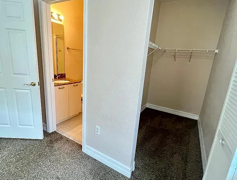 49 SE Sedona Cir #202 — Photo 10