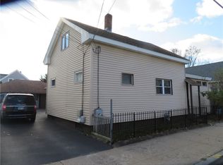 284 Montgomery Ave, Cranston, RI 02905
