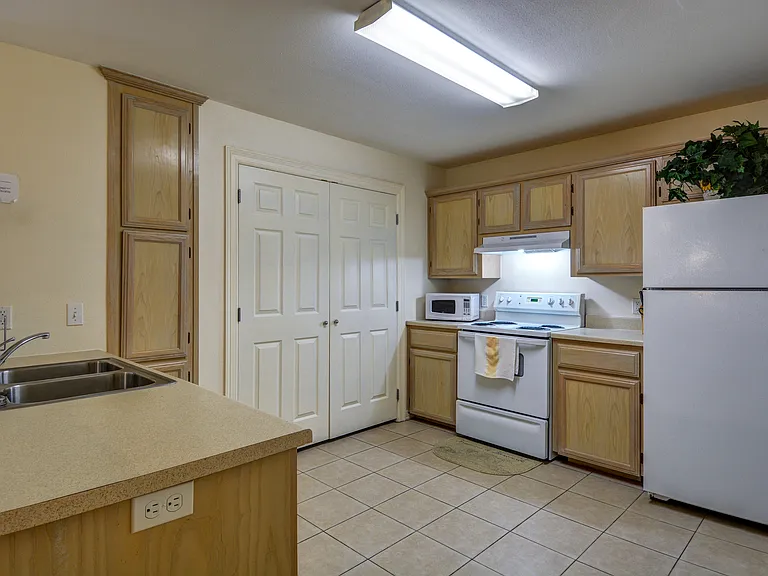 St. Antimo Apartments — Photo 39