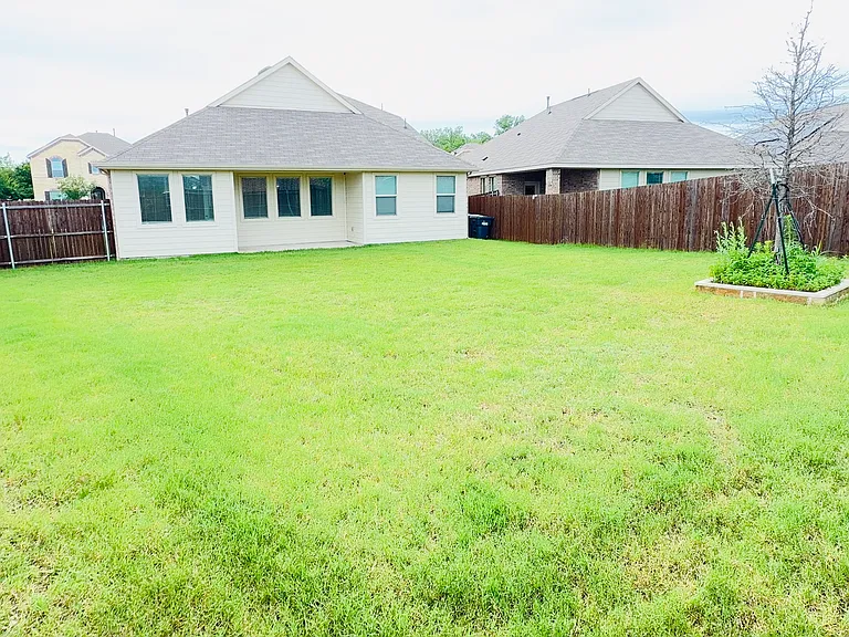 7908 Lindheimer Ln — Photo 36
