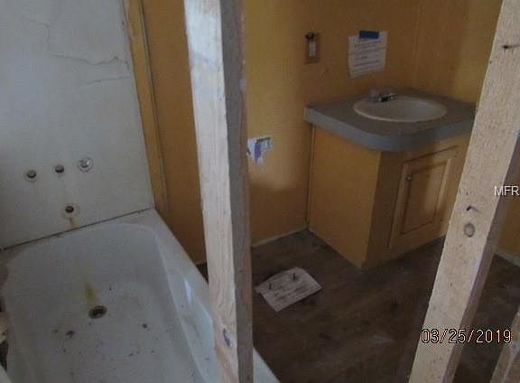 2nd image of 16176 Commonwealth Ave N
