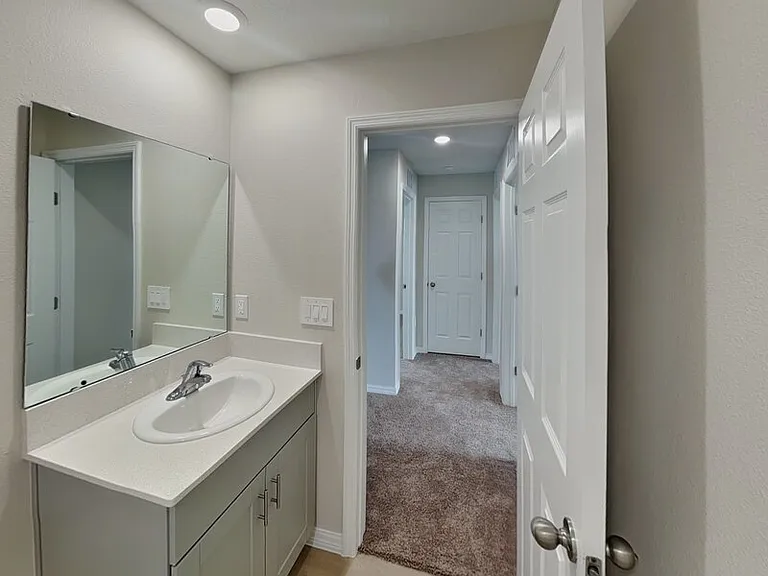 4075 Gardenia Ave — Photo 11