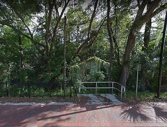 2nd image of 616 SE 10th Ter