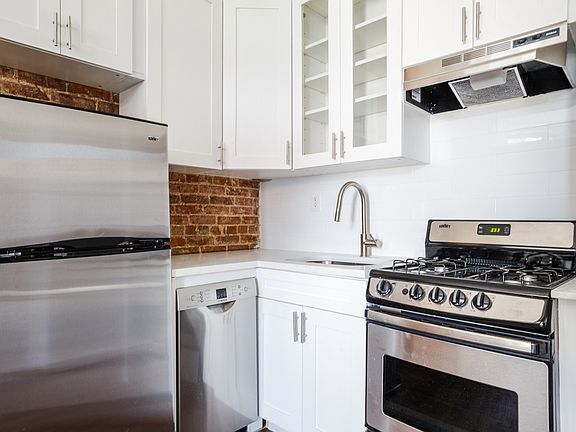 3rd image of 349 Convent Ave APT 2B