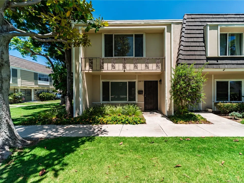 10032 Los Coyotes Ct #1