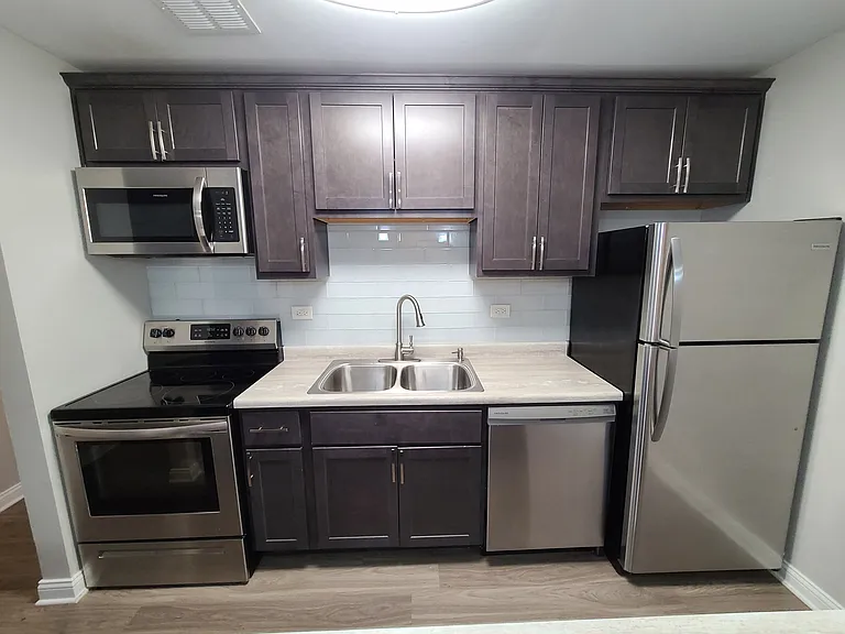 Willowbrook Apartment Homes — Photo 94